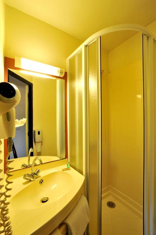 Hotel Amarante Besançon Rom bilde